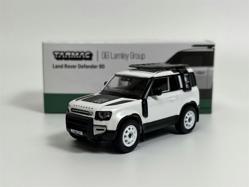 Tarmac Land Rover Defender 90 White Metallic 1:64 Scale Tarmac Works T64G019WH