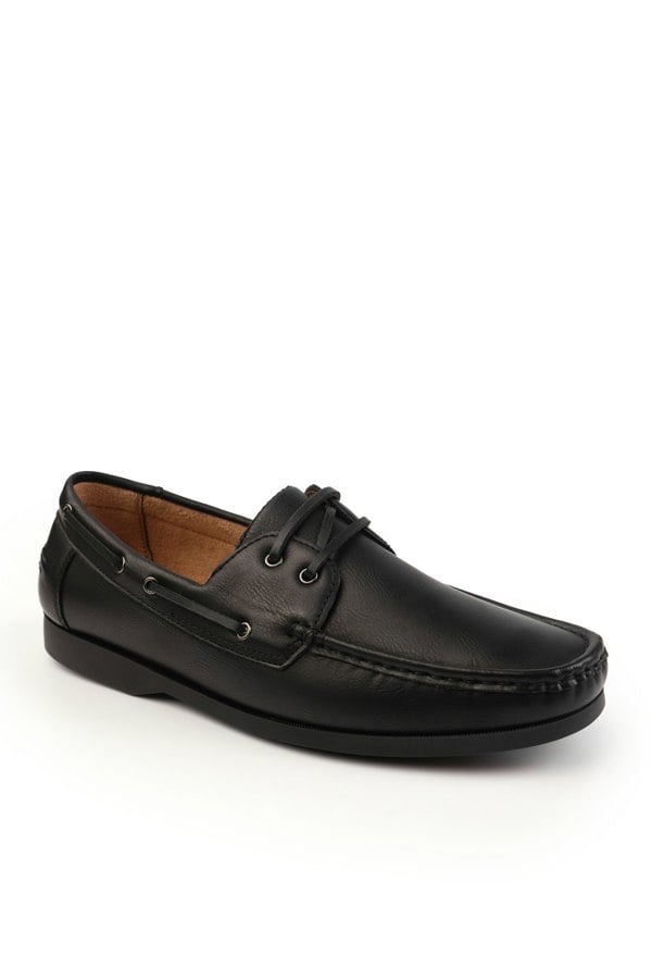 Where's That From Lucas Boat Shoes in Black