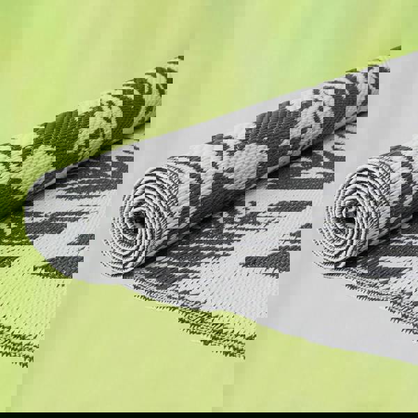 JVL The Gardener Reversible Small Leaf Decorative Outdoor Rug 120x170cm