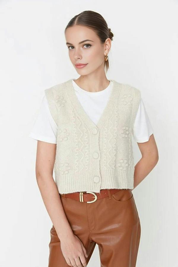 WOVCOR Soft Textured Knit Vest