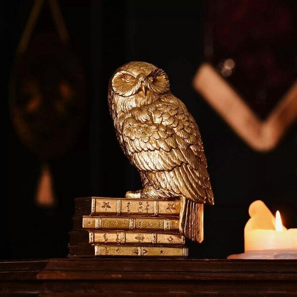 T. H. Baker Harry Potter Hedwig Figurine WB222