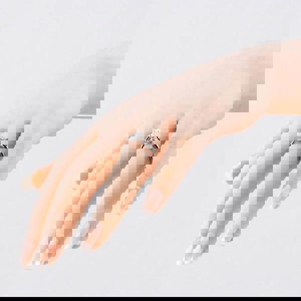 T. H. Baker 18ct White Gold Lab Grown 0.92ct Brilliant Cut Diamond Halo Ring 078SS-W001