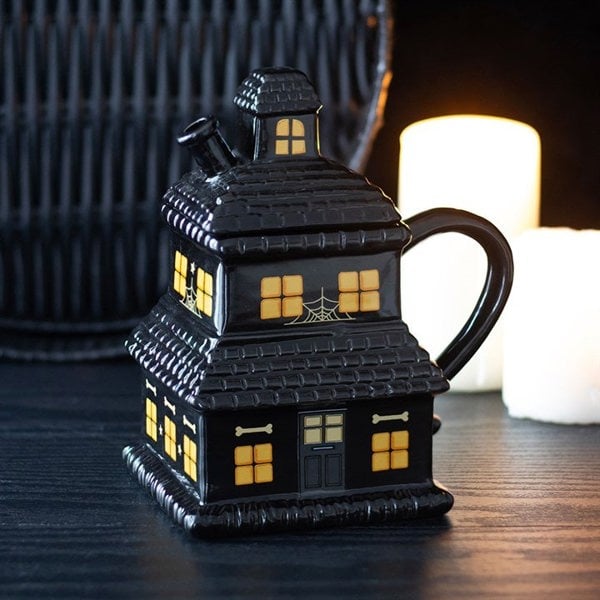 Serano Black Haunted House Mug