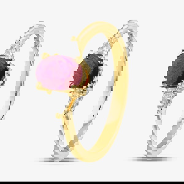 T. H. Baker 18ct Yellow Gold Oval Cut Ruby & Trillion Cut Diamond Shoulder Set Solitaire Ring R12893Y-RUBY N