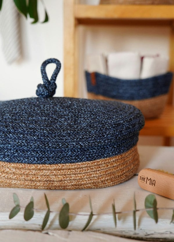 Rozi Jute Handwoven Storage Basket With Lid (Blue)