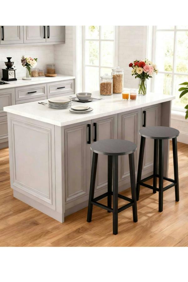 Groundlevel Set of 2 Wooden Bar Stools