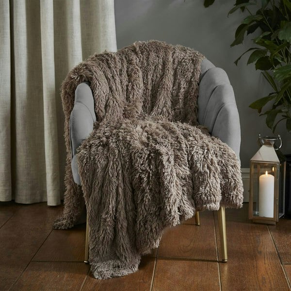 Catherine Lansfield Cuddly 150x200cm Throw Natural