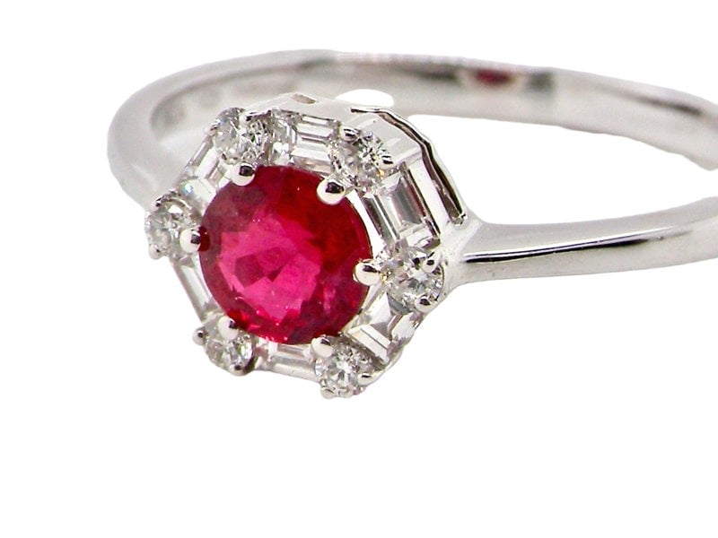 Vintage Tom A pretty ruby and diamond cluster ring