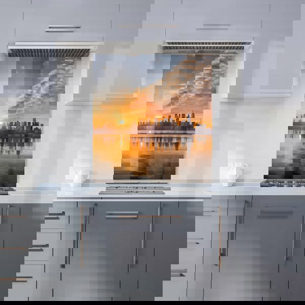 Warren Reed - Designer New York At Sunrise Kitchen Splashback
