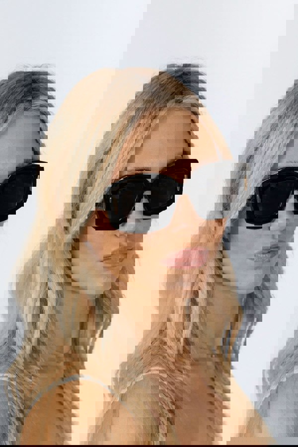 SVNX Oversized Chunky Rectangle Sunglasses in Black