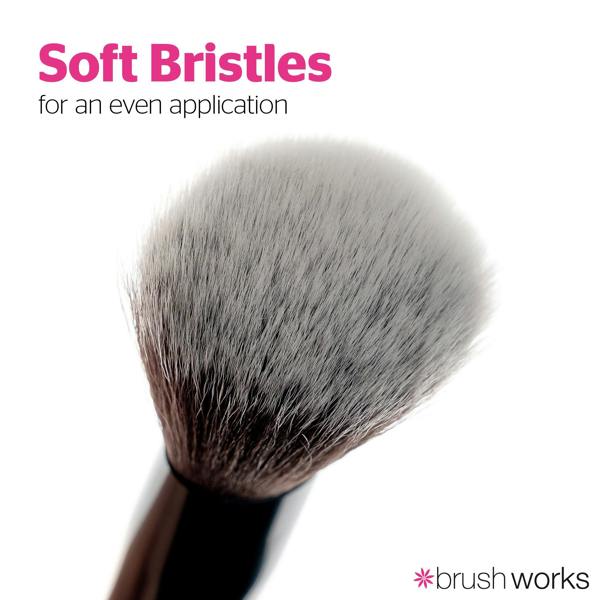 Brushworks No. 12 Blush Brush
