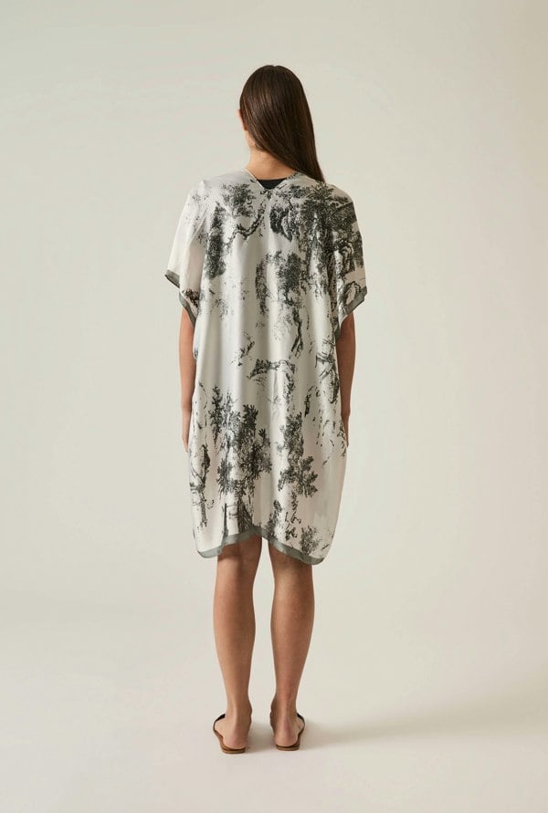 Black-and-white marble print kaftan, relaxed fit 