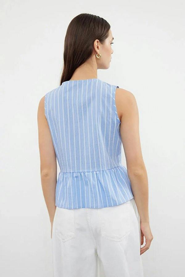 Striped Tie Front Sleeveless Woven Blouse