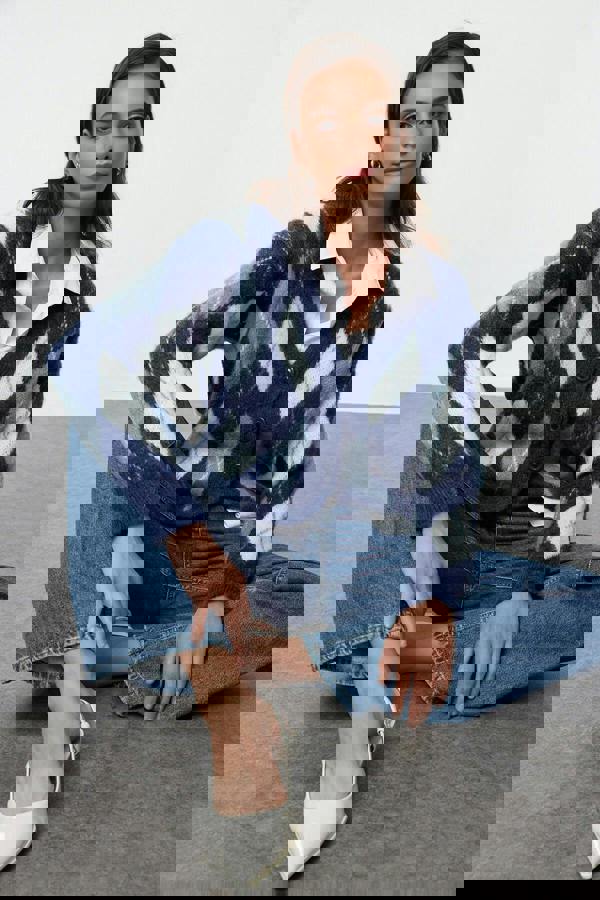 WOVCOR V-Neck Soft Texture Argyle Pattern Knit Cardigan