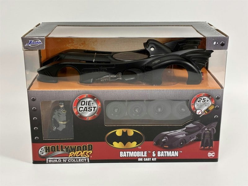Jada Batmobile and Batman Diecast Model Kit Build N Collect 1:24 Scale Jada 30874