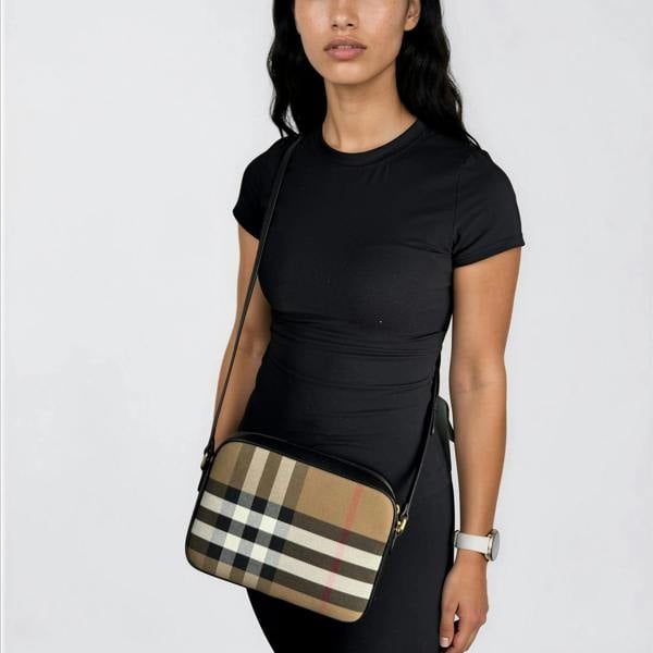 Burberry Camera Leather Cross Body Shoulder Bag Black - chancefashionco