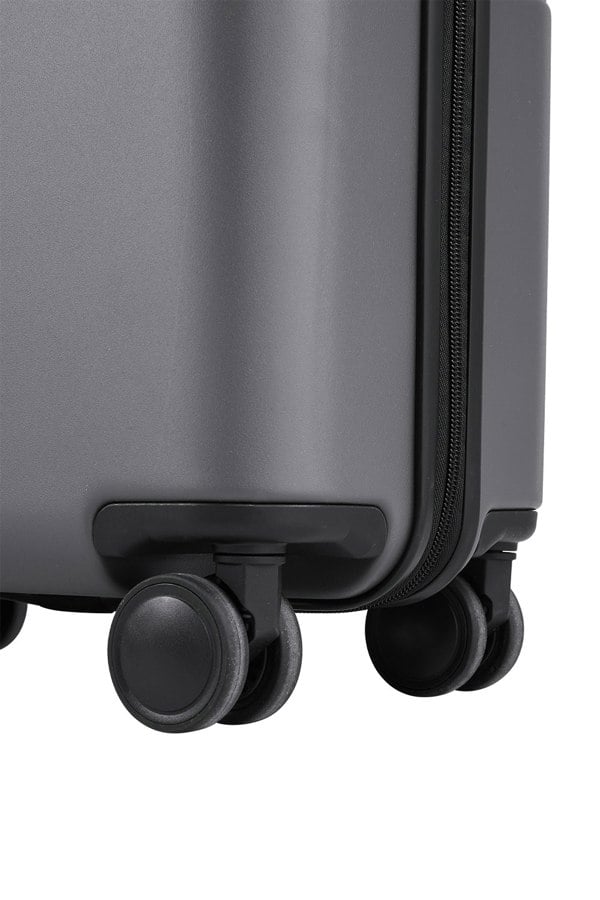 Living and Home Hard Shell Luggage Lightweight Cabin Suitcase with 4 Spinner Wheels