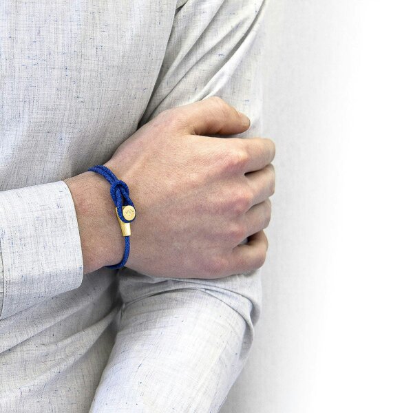 Anchor & Crew Azure Blue Dundee 9ct Yellow Gold and Stingray Leather Bracelet