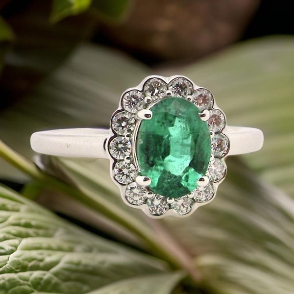 Vintage Tom A fine modern Emerald and Diamond Ring