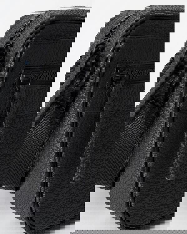 Tommy Hilfiger Essential PU Metal Logo Mens Reporter Bag - Black