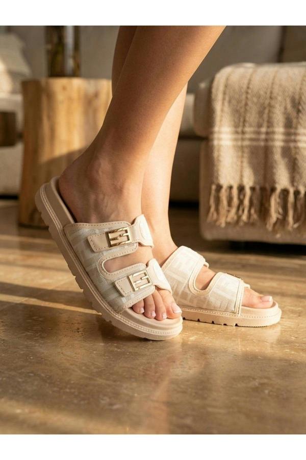 Willow Patterned Buckle Sandals - White