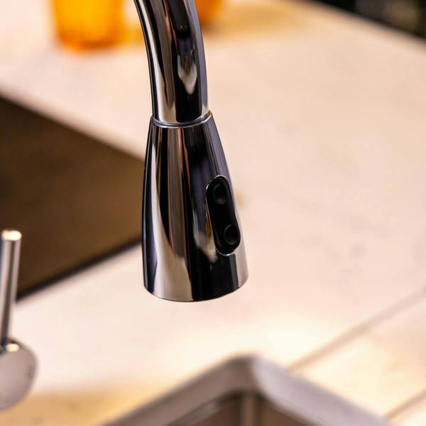 Flode Runda | Kitchen Sink Mixer with Pull out Spray | Chrome | Oval Head