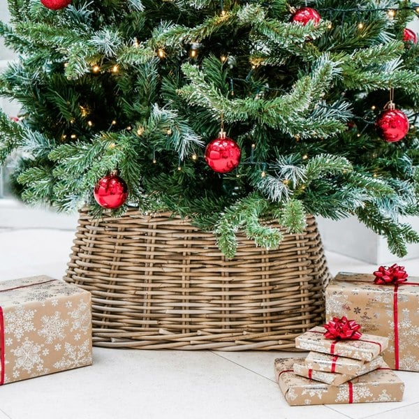 Ivyline Large Wicker Tree Skirt Square Sustainable