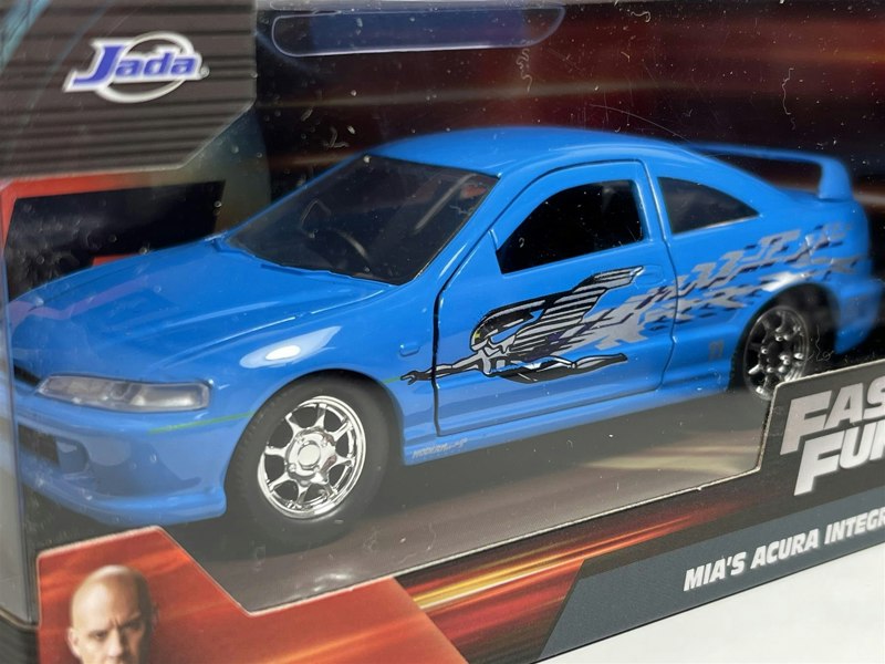 Jada Fast and Furious Mia's Acura Integra 1:32 Scale Jada 31029