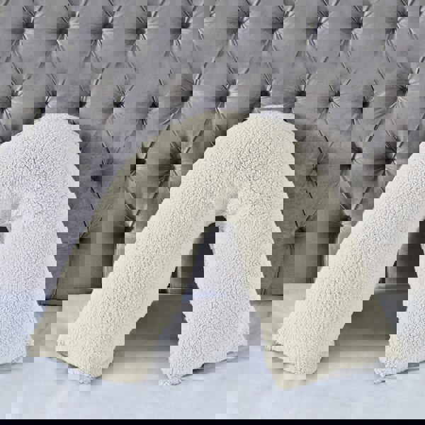 Snug City Teddy Bear Fleece Super Soft Cosy V Shape Pillowcase