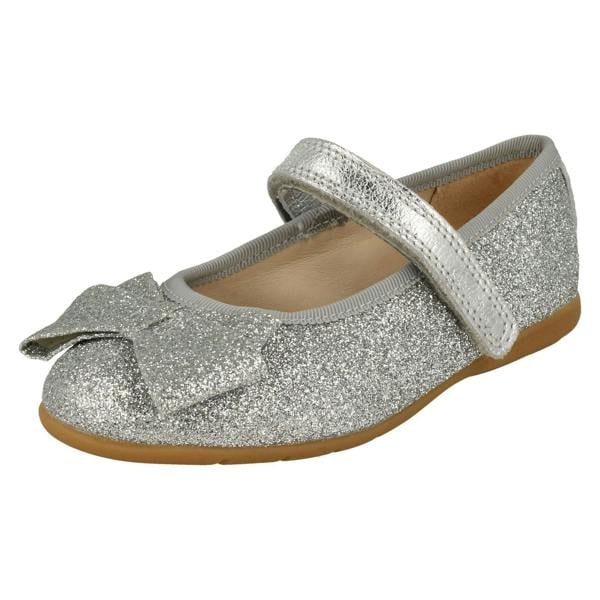 Clarks Girls Clarks Sparkly Bow Detailed Shoes Dance Bow T