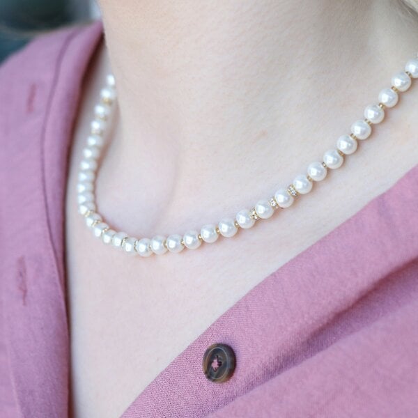 The Colourful Aura White Round Pearl Bridesmaid Statement Necklace and Earring Set
