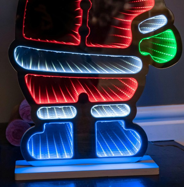 Samuel Alexander 60cm Light up Waving Santa Christmas Infinity Decoration with Multi-Coloured LEDs