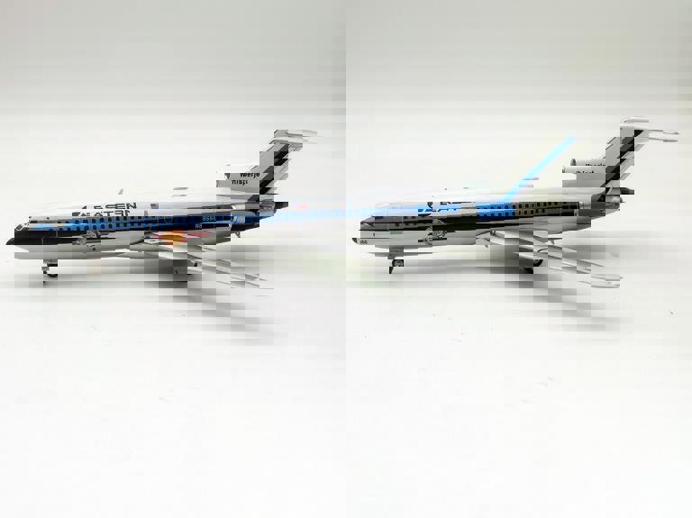 InFlight200 Eastern Air Lines Boeing 727-200 N8866E Polished 1:200 Scale Inflight200 IF722EA0223P