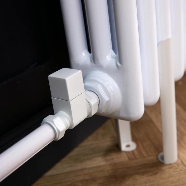 Flode Straight Square Manual Radiator Valve Pack | 15mm x 1/2″ | Matt White