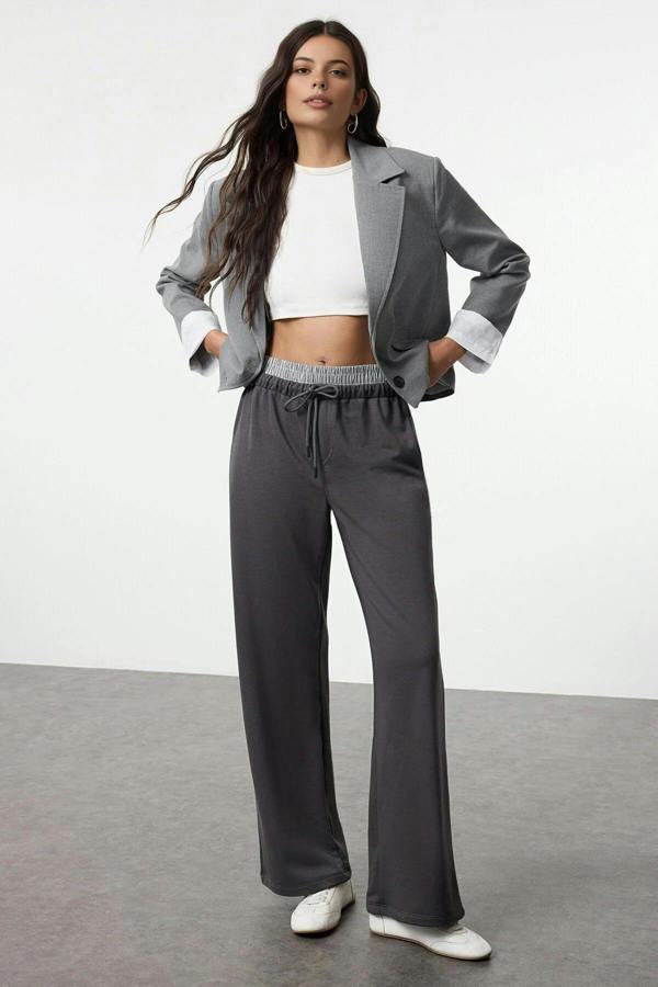WOVCOR Straight Knit Jogger with Elastic Waist Detail