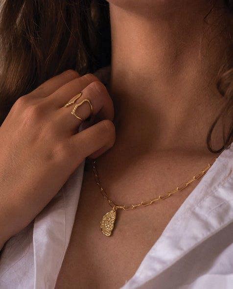 Thick 18K Gold Statement Face Ring - Rings - Elk & Bloom