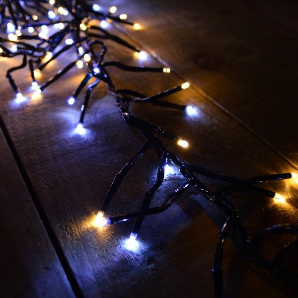 Samuel Alexander 720 LED 9.3m Premier Clusterbrights Indoor Outdoor Multifunction Mains Christmas Cluster Lights with Timer in Cool & Warm White