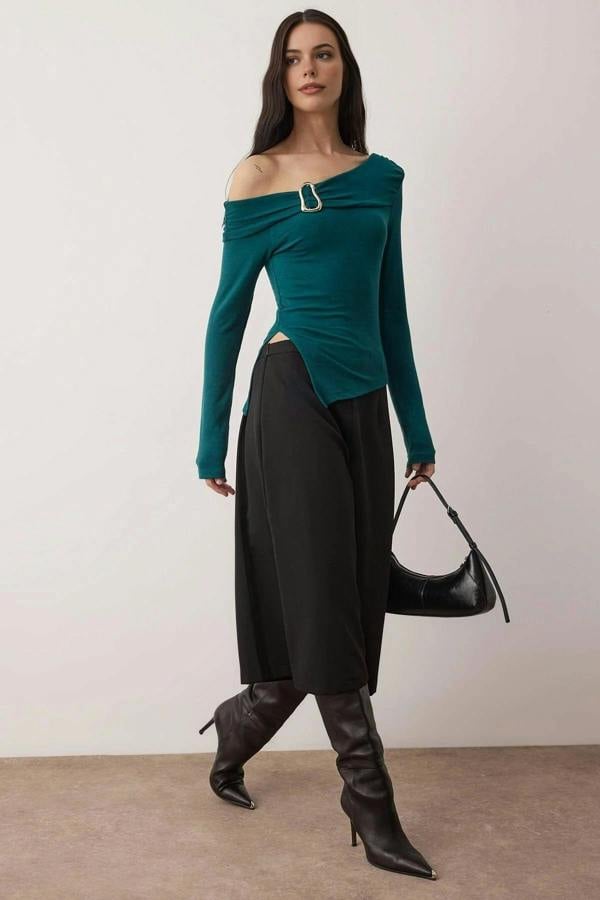 WOVCOR Asymmetrical Neckline Fitted Knitted Blouse with Accessory Details