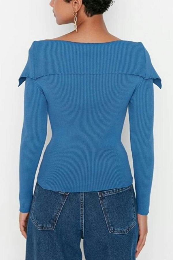 WOVCOR Carmen Collar Knit Sweater