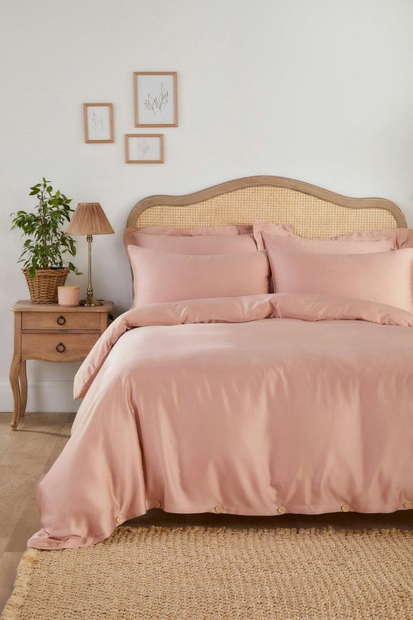 Pretty You London Bamboo Bedding Set