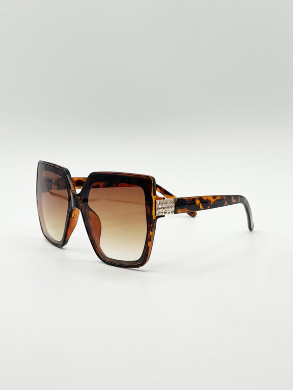 SVNX Oversize Cateye Sunglasses with Diamante Detail in Tortoise