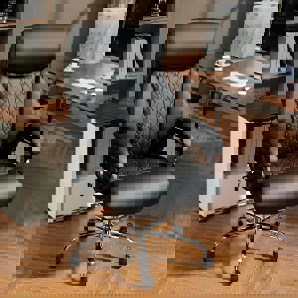 Heavy-Duty Office Chair