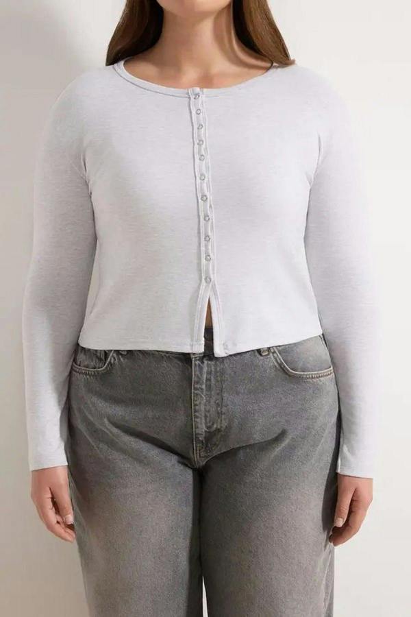 WOVCOR Snap Button Crop Length Basic Knitted Plus Size Blouse