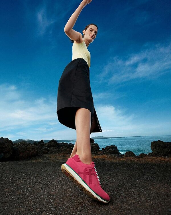 FitFlop Womens Retro-Q FF Fabric/Suede Trainers - Berry Rose/Marine Green E47