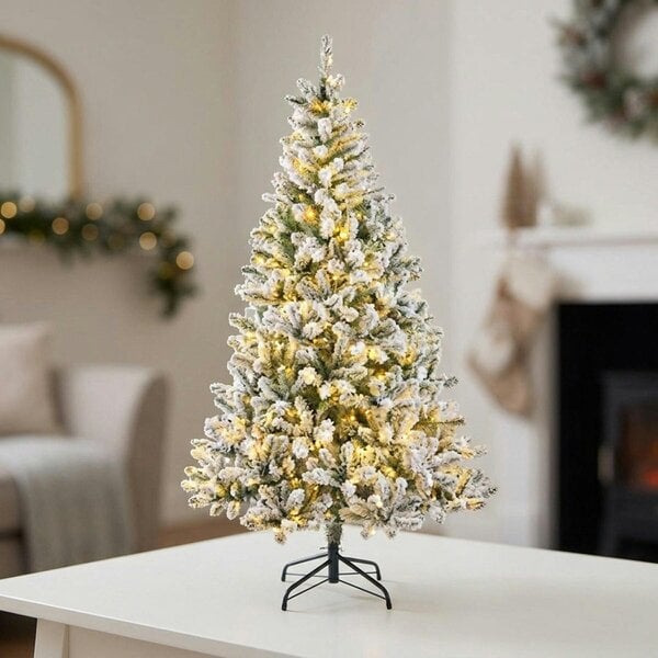 Garden Greatness 7ft Heritage Fir Pre Lit Flocked Woodcote Spruce Tree Display