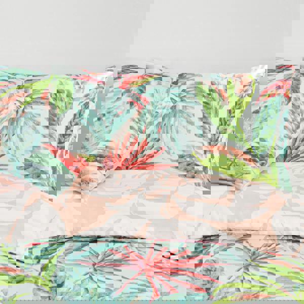 Smart Living Luxury Super Soft Reversible Exotic Palms Duvet Cover with Pillowcase