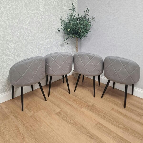 Kosy Koala Set of 4 Grey Velvet Dining Chairs with Curved Backrests & Black Metal Legs, 77x44x59 cm