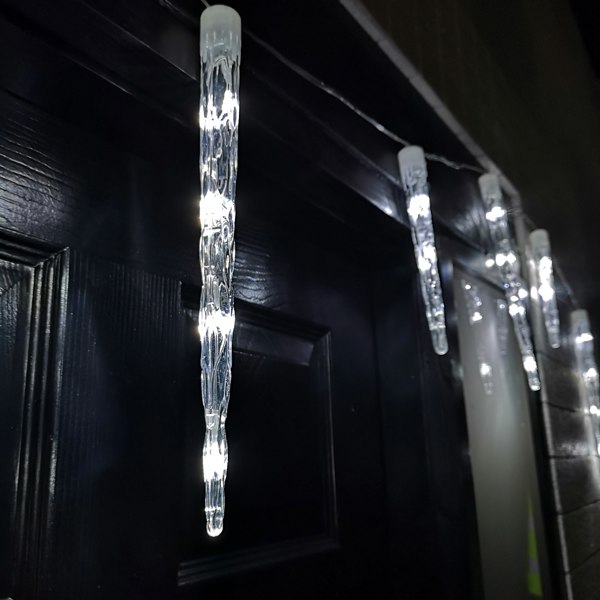 Samuel Alexander 6.9m White to Blue LED Colour Changing Icicle Lights Christmas Decoration