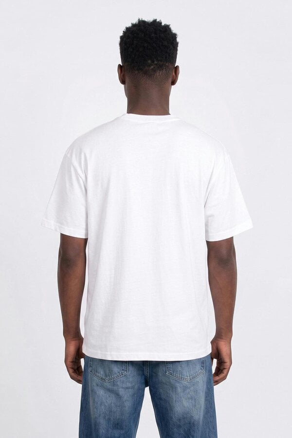 London Attitude Worldwide Eagle Oversized Heavyweight Graphic T-Shirt in White