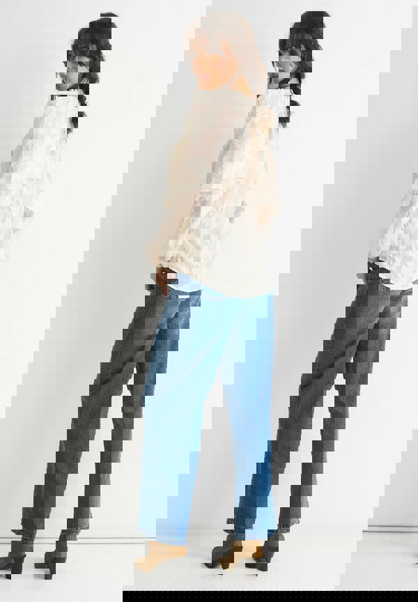 Gini London Cream Jacquard Floral Long Sleeve Blouse